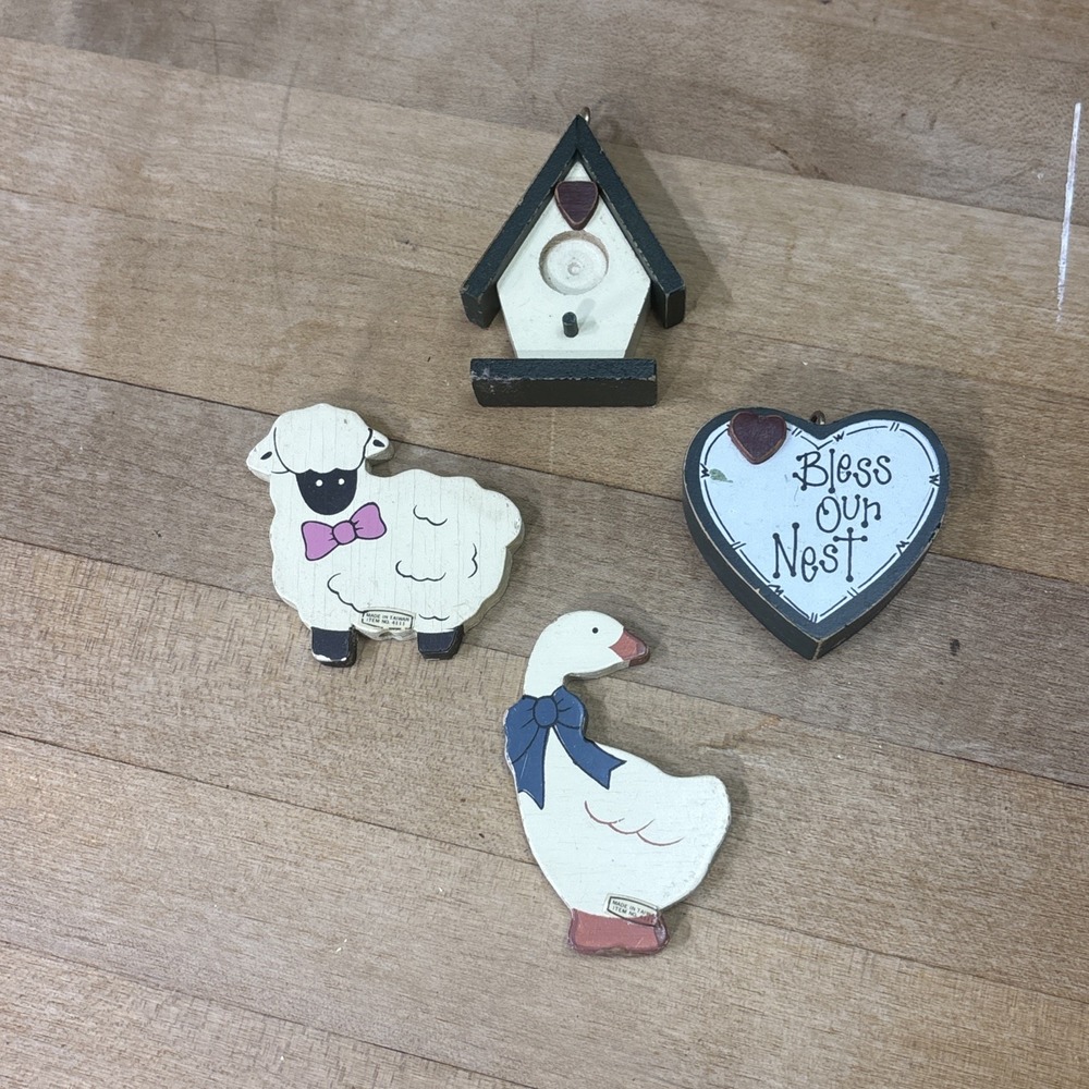 Lot of 4 Vintage Country Farmhouse Wood Decor Minis